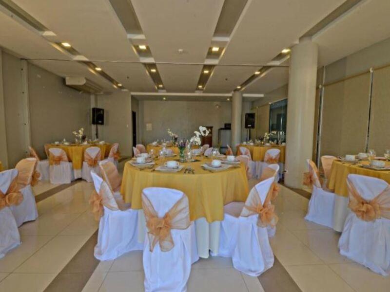 Empire Suites Hotel Puerto Princesa Luaran gambar