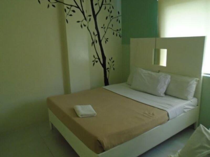 Empire Suites Hotel Puerto Princesa Luaran gambar