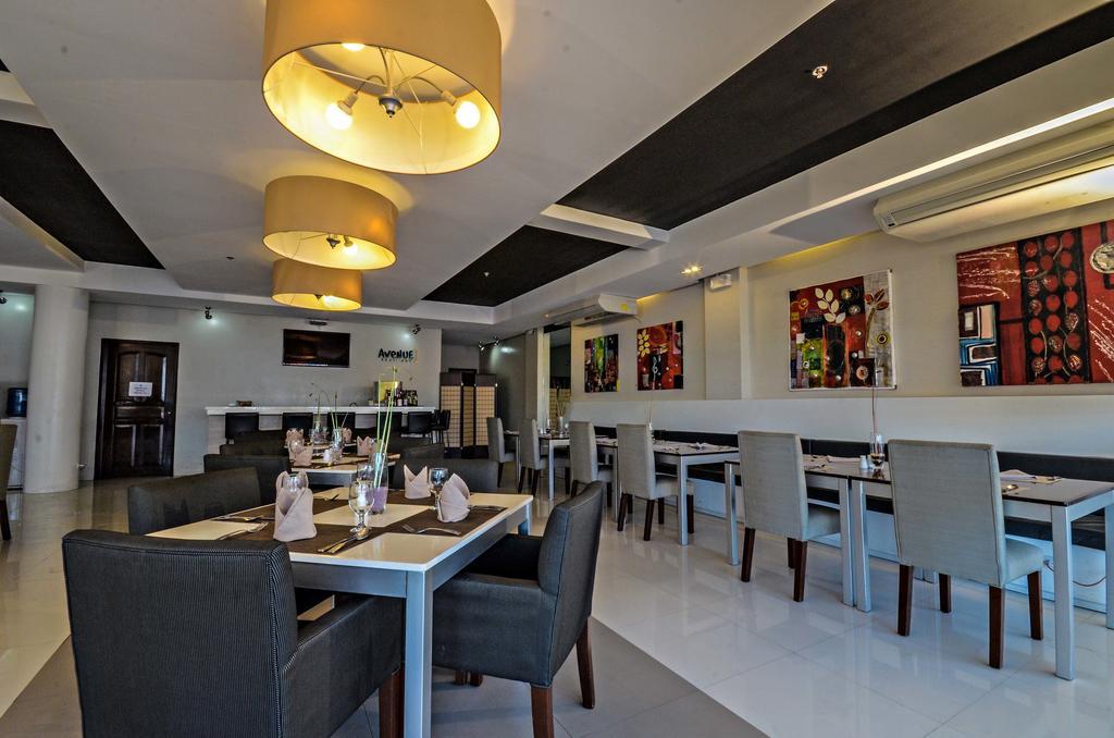 Empire Suites Hotel Puerto Princesa Luaran gambar