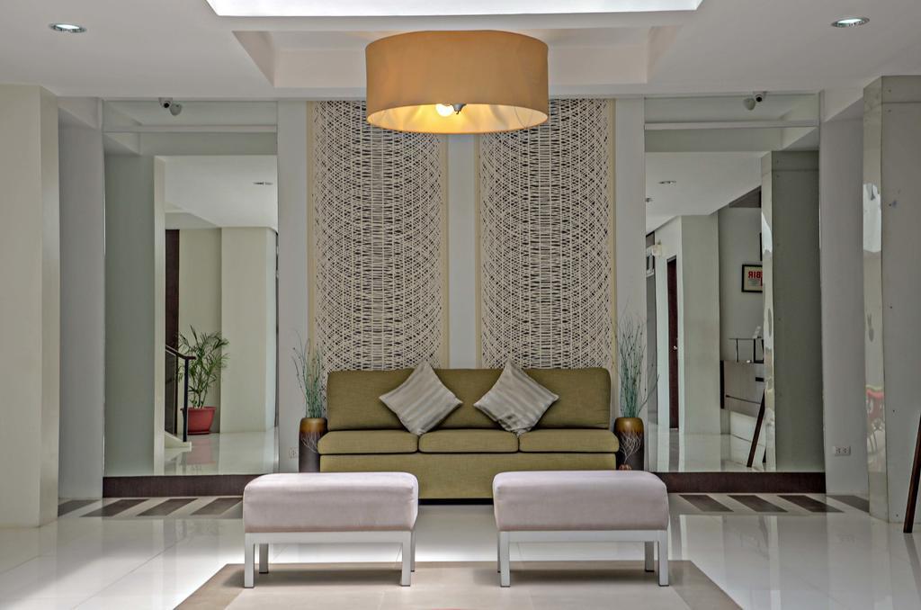 Empire Suites Hotel Puerto Princesa Luaran gambar