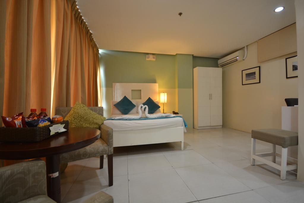 Empire Suites Hotel Puerto Princesa Luaran gambar